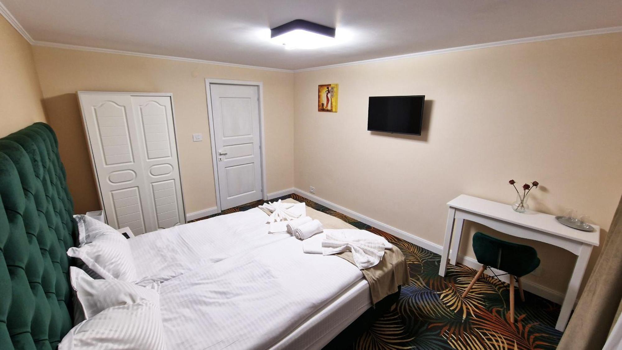 Pensiunea Pink House Runcu Otel Runcu  Dış mekan fotoğraf