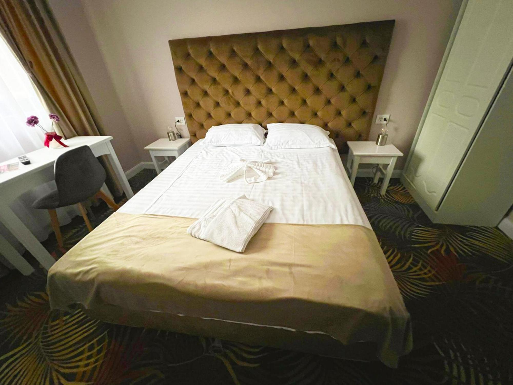 Pensiunea Pink House Runcu Otel Runcu  Dış mekan fotoğraf